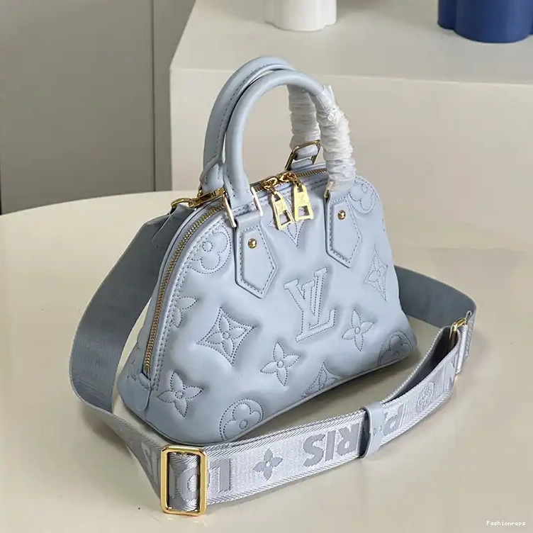 Fashionrepsfam ru 2206HT0004 LV Bag 0508